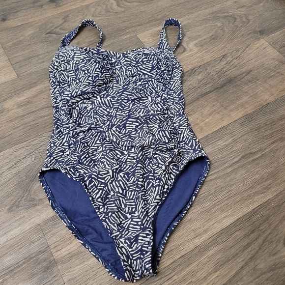 Bond-eye Australia multi one piece swimsuit size 4 - Picture 2 of 8